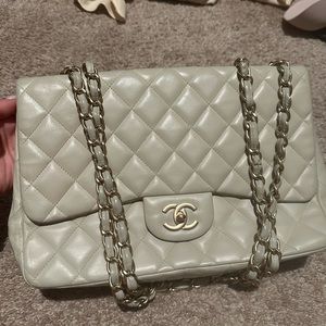 Chanel single flap jumbo cream